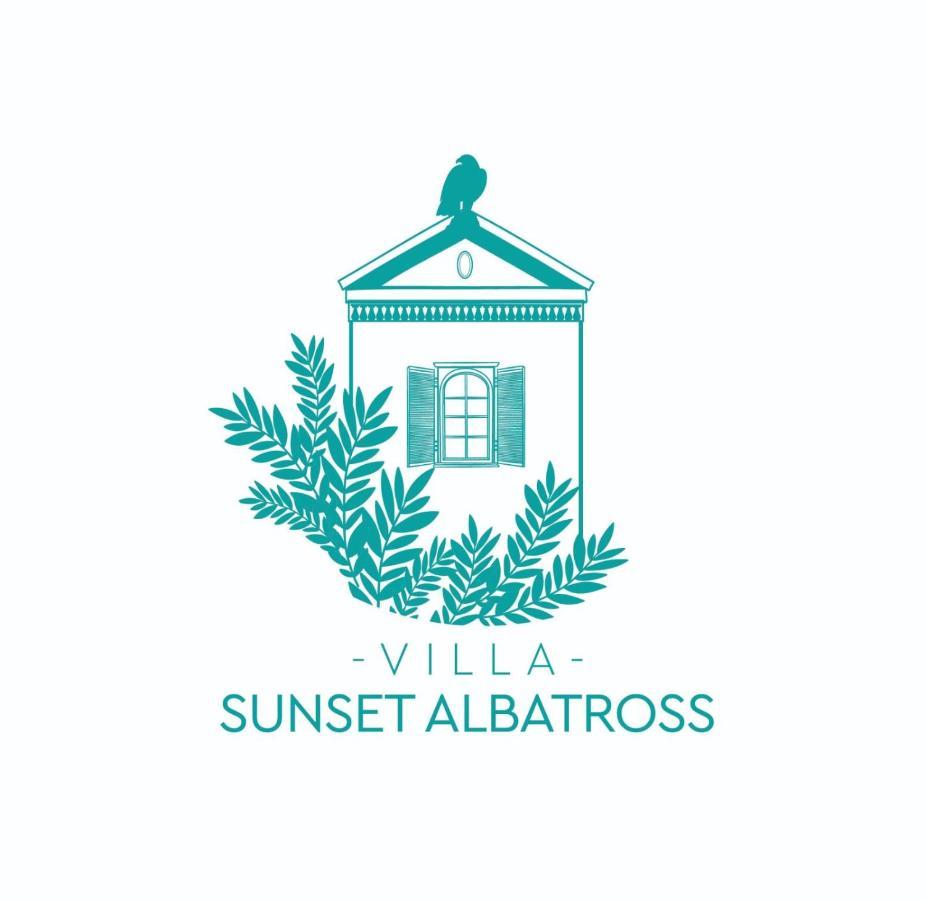 Villa Sunset Albatross Nea Poteidaia Exterior photo