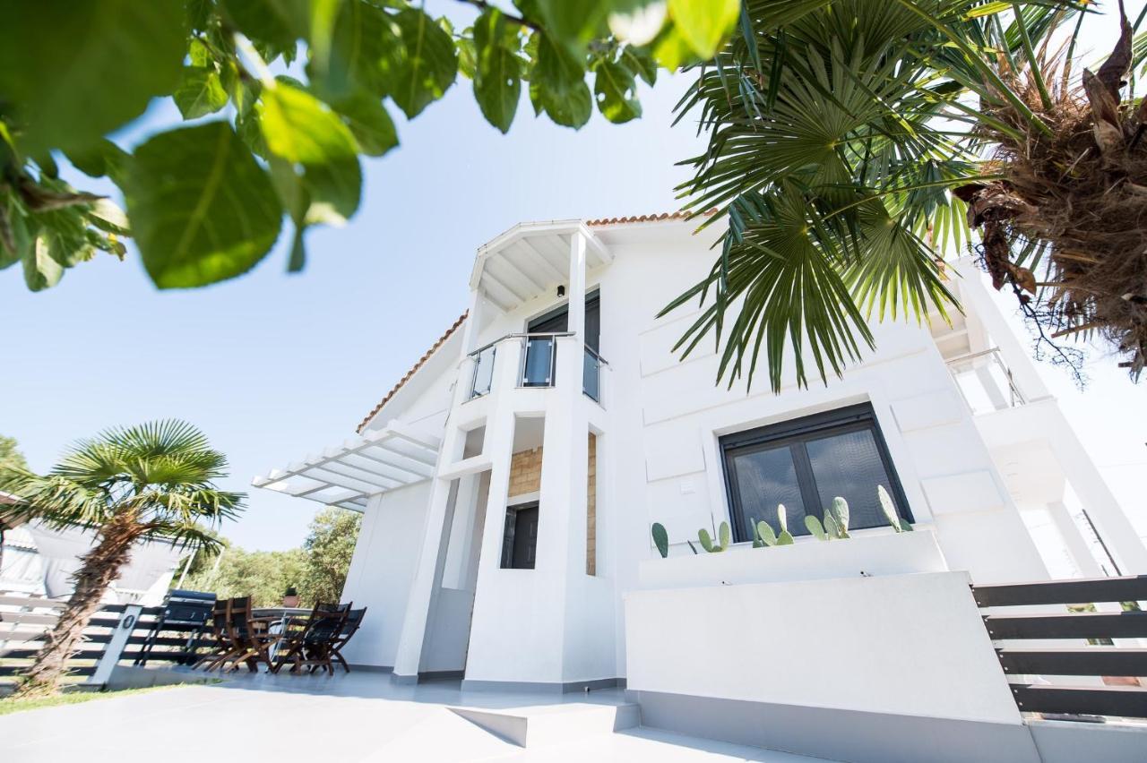 Villa Sunset Albatross Nea Poteidaia Exterior photo